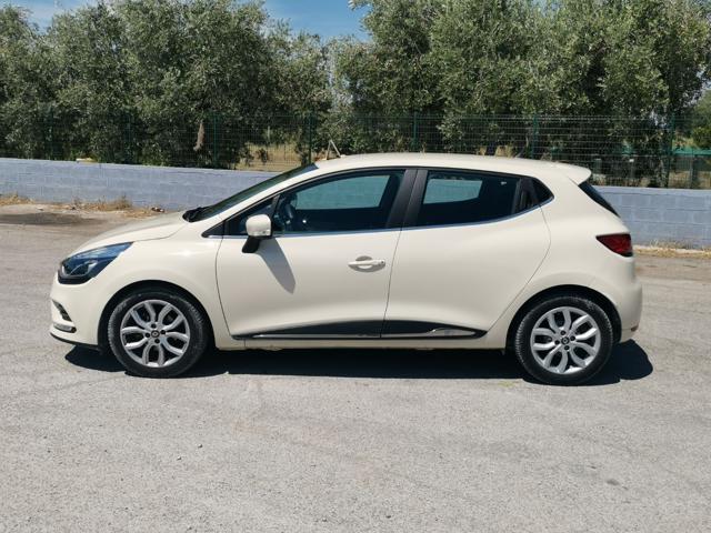 RENAULT Clio usata, con Autoradio