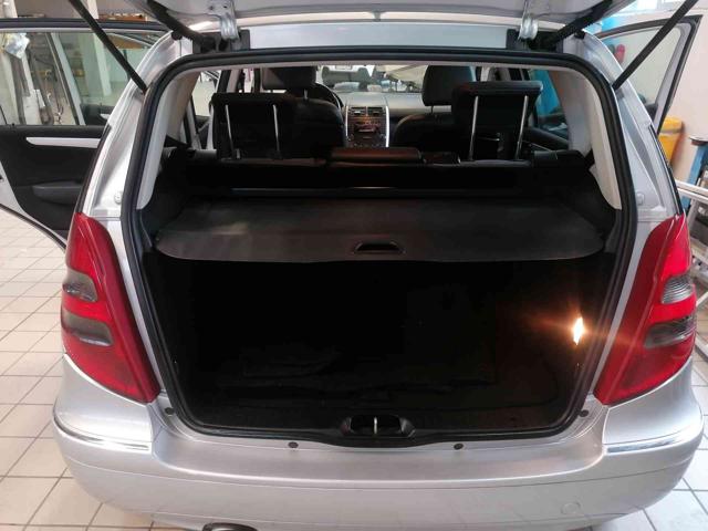 MERCEDES-BENZ A 150 usata 23