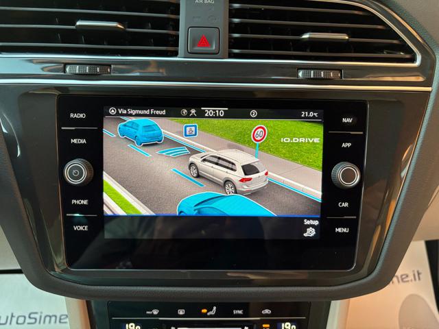VOLKSWAGEN Tiguan usata, con Leve al volante