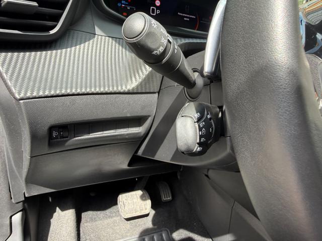 PEUGEOT 208 usata, con Autoradio digitale