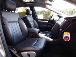 MERCEDES-BENZ R 320 usata, con Chiusura centralizzata