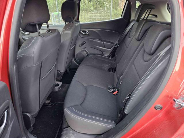 RENAULT Clio usata, con Sedile posteriore sdoppiato