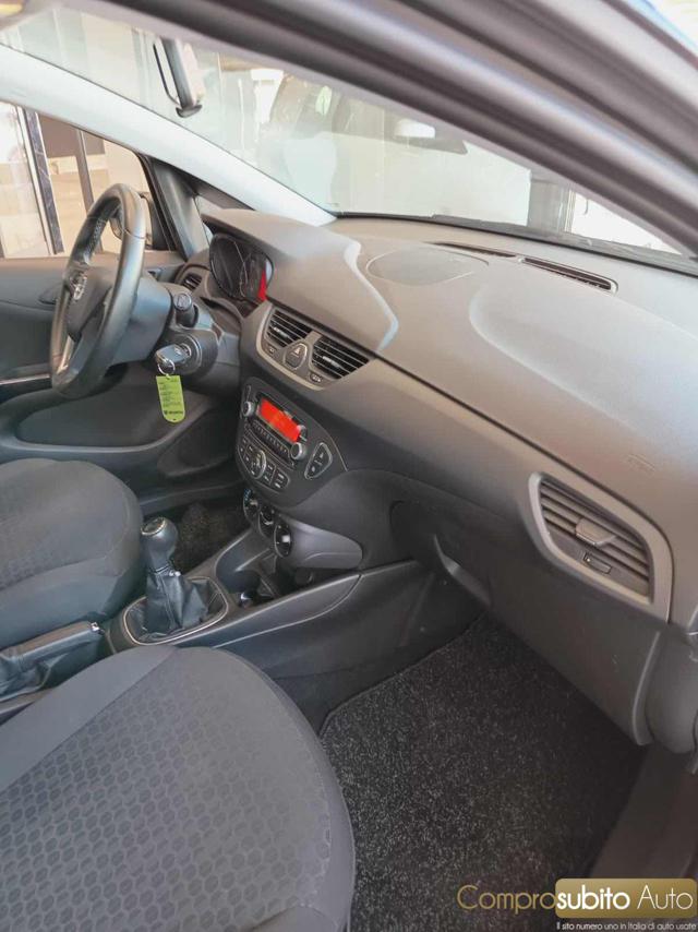 OPEL Corsa usata, con Climatizzatore