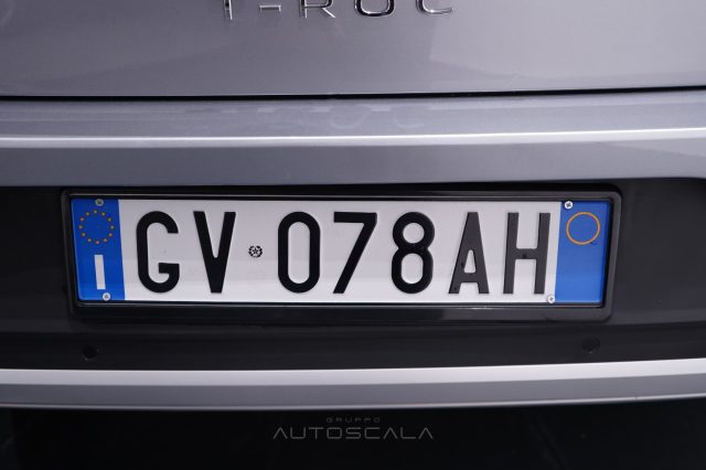 VOLKSWAGEN T-Roc usata 38