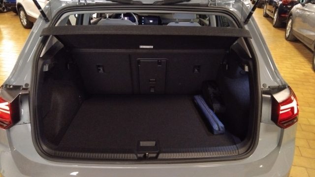 VOLKSWAGEN Golf usata, con Climatizzatore