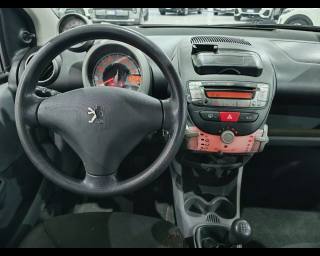PEUGEOT 107 usata, con Autoradio