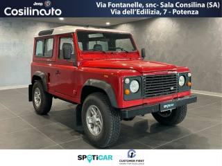 LAND ROVER Defender usata, con MP3