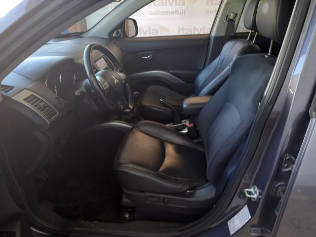 MITSUBISHI Outlander usata, con Cerchi in lega