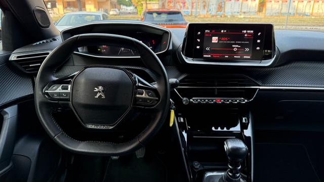 PEUGEOT 2008 usata, con Volante in pelle
