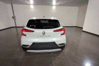 RENAULT Captur usata, con Autoradio