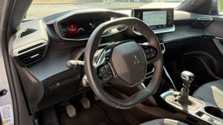 PEUGEOT 2008 usata, con Controllo automatico clima