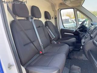 PEUGEOT Boxer usata, con Autoradio