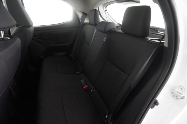 TOYOTA Yaris usata 3