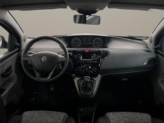 LANCIA Ypsilon usata, con Servosterzo