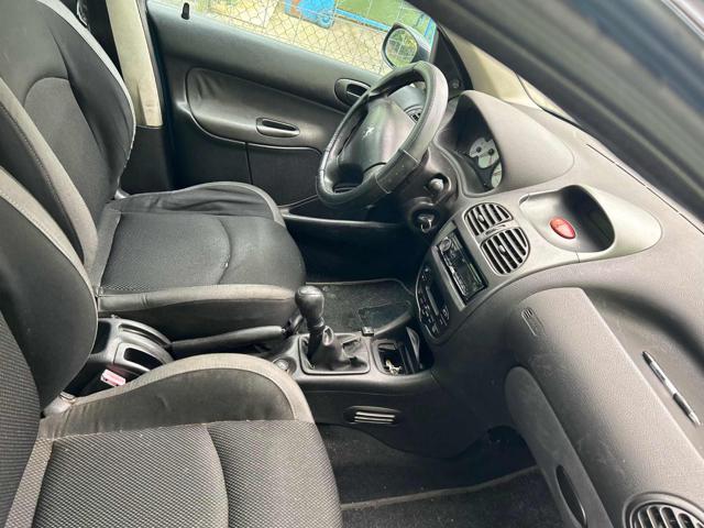 PEUGEOT 206 usata, con Chiusura centralizzata