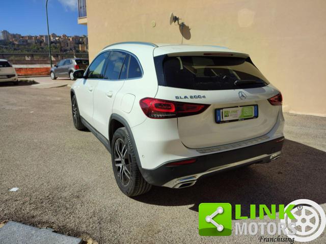 MERCEDES-BENZ GLA 200 usata, con Alzacristalli elettrici