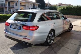 MERCEDES-BENZ E 220 usata, con Climatizzatore