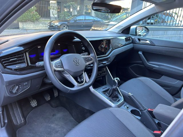 VOLKSWAGEN Taigo usata, con Autoradio