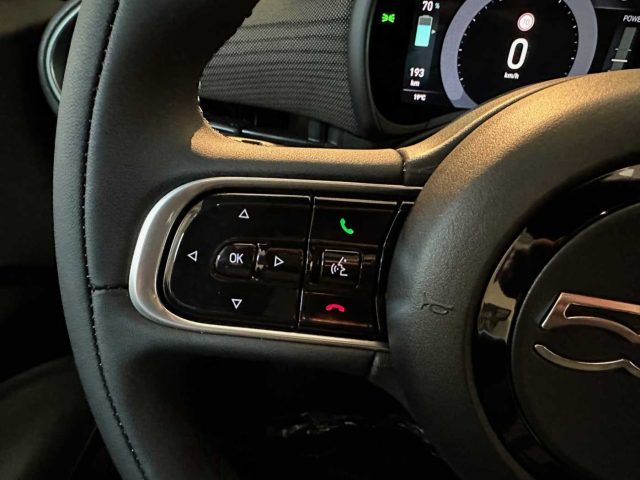 FIAT 500e usata, con Sensori di parcheggio posteriori