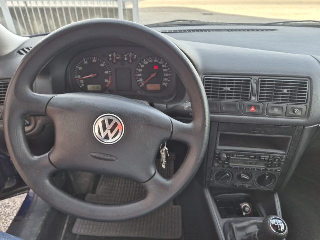 VOLKSWAGEN Golf usata, con Controllo automatico clima