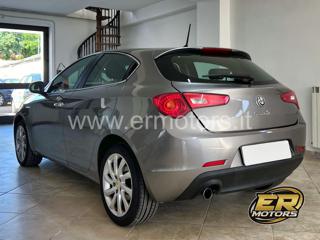 ALFA ROMEO Giulietta usata, con Autoradio