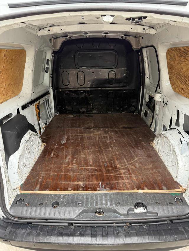 RENAULT Kangoo usata 13