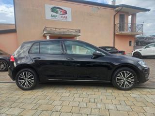 VOLKSWAGEN Golf usata, con Airbag