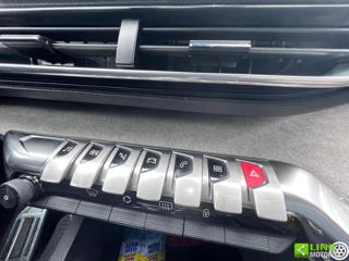 PEUGEOT 3008 usata, con Touch screen