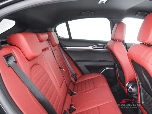 ALFA ROMEO Stelvio usata 10
