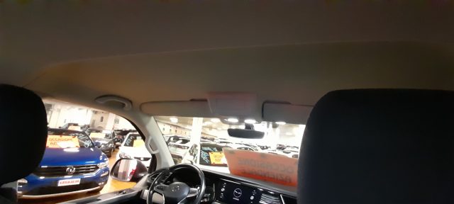 VOLKSWAGEN Multivan usata 28