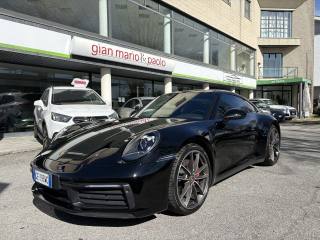 PORSCHE 911 Carrera 4S