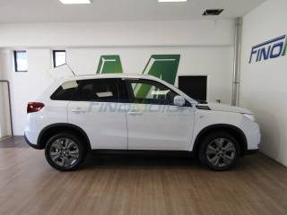 SUZUKI Vitara usata, con Autoradio
