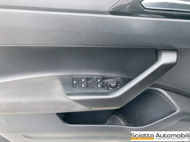 VOLKSWAGEN Taigo usata, con Controllo trazione