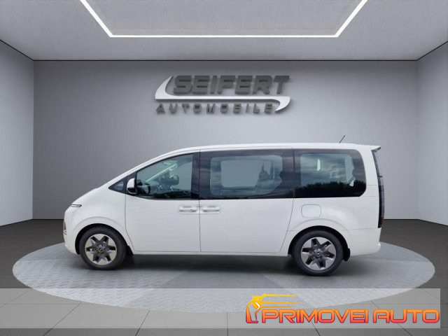 HYUNDAI Staria usata, con Climatizzatore