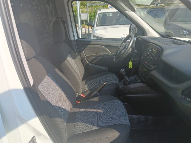 FIAT Doblo usata, con USB