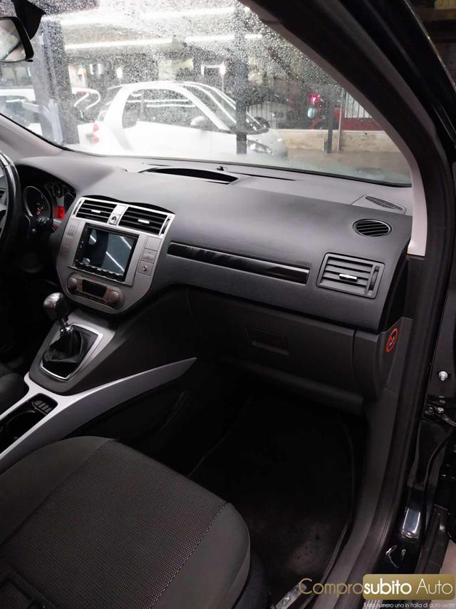 FORD Kuga usata, con Fendinebbia