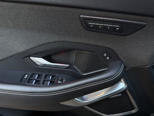 JAGUAR E-Pace usata, con Chiusura centralizzata