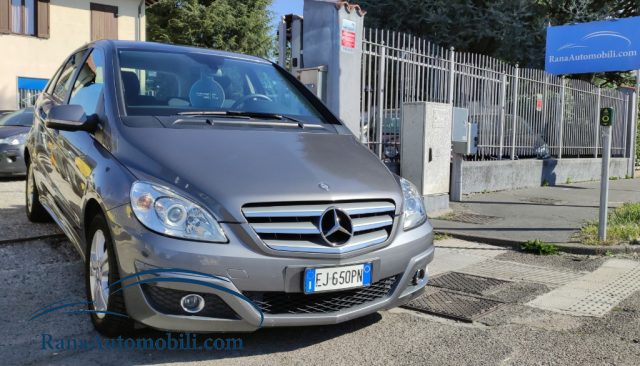 MERCEDES-BENZ B 180 usata, con Airbag