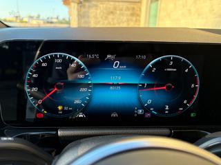 MERCEDES-BENZ GLA 180 usata, con Sedile posteriore sdoppiato