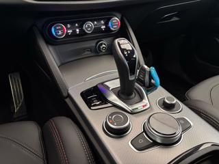 ALFA ROMEO Stelvio usata, con Leve al volante