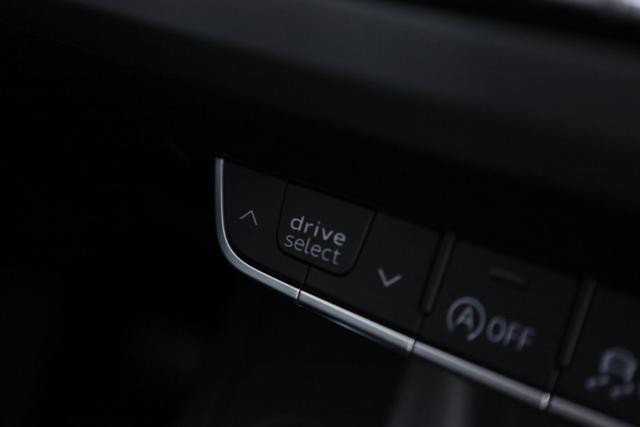 AUDI A4 usata, con Bluetooth