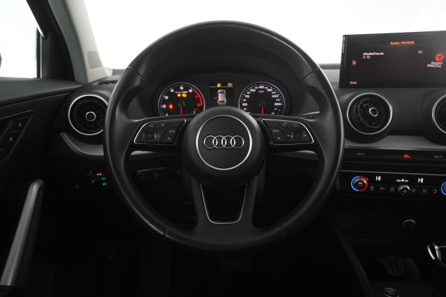 AUDI Q2 usata 11