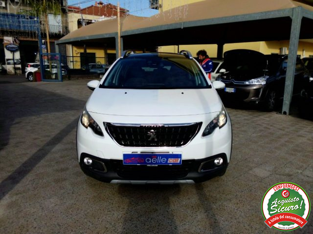 PEUGEOT 2008 usata, con Airbag