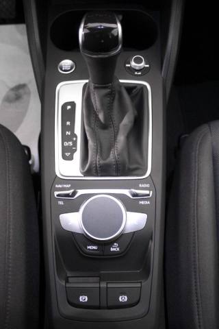 AUDI Q2 usata, con Autoradio