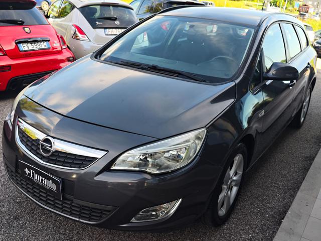 OPEL Astra usata, con Autoradio