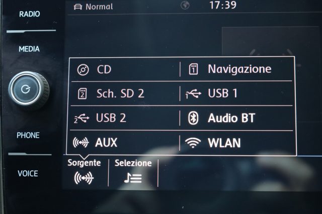 VOLKSWAGEN Tiguan usata, con Luci diurne
