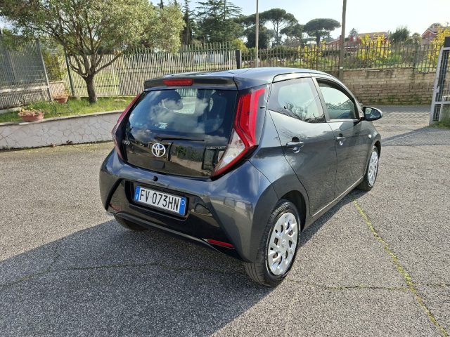 TOYOTA Aygo usata 2