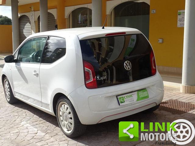VOLKSWAGEN up! usata, con Autoradio
