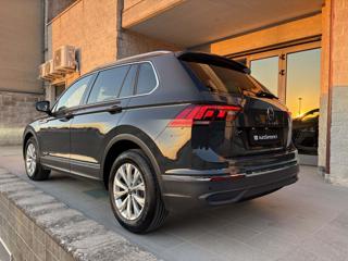 VOLKSWAGEN Tiguan usata, con Boardcomputer