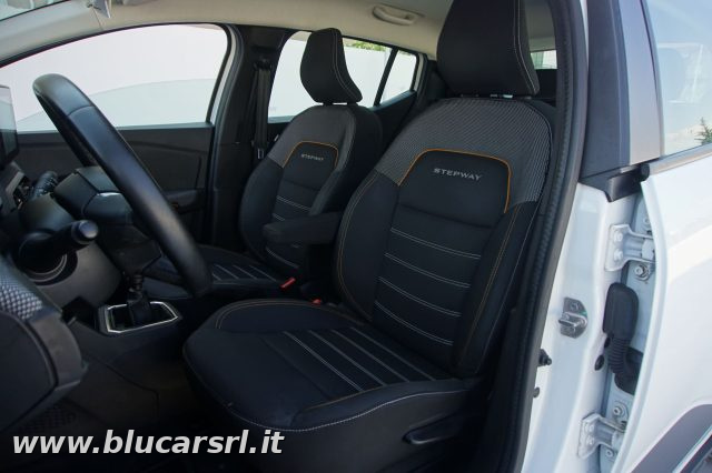 DACIA Sandero usata, con Autoradio
